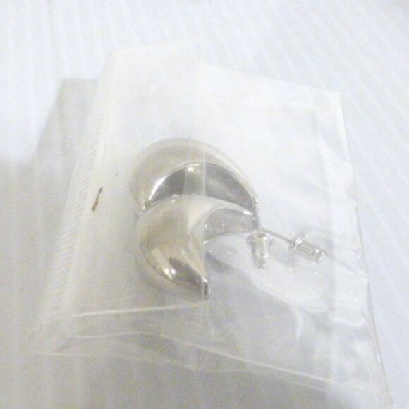 .925 TEARDROP Earrings Silver Tone w/ .925 Posts & Gift Pouch Stocking Stuffer - Picture 3 of 10